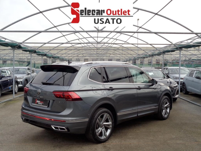 Volkswagen Tiguan  Allspace 2.0 tdi R-Line 4mo