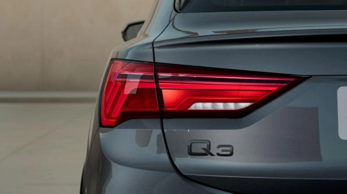 Audi Q3 Sportback   S line edition 45 TFSI e  180(245) kW(CV) S tronic
