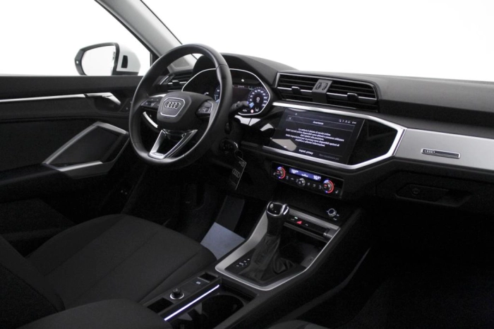 Audi Q3 Sportback   Business Plus 45 TFSI e  180(245) kW(CV) S tronic