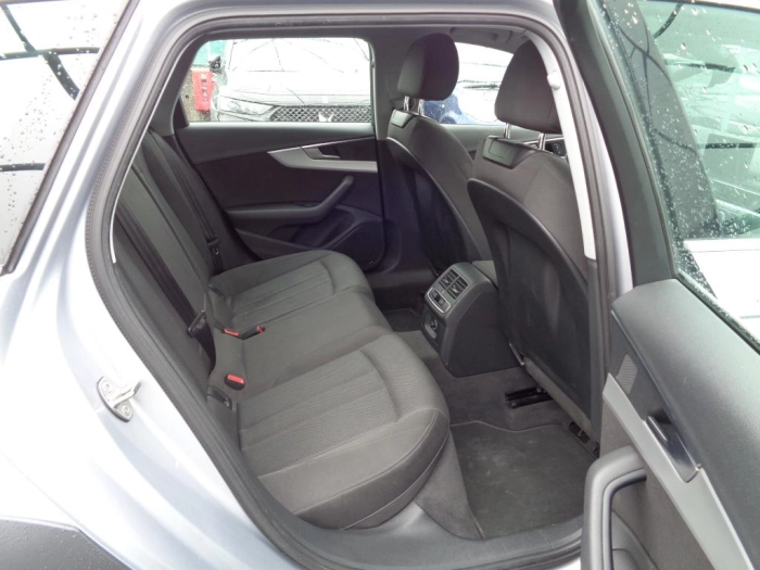 Audi A4  Allroad 2.0 tdi Business Evol