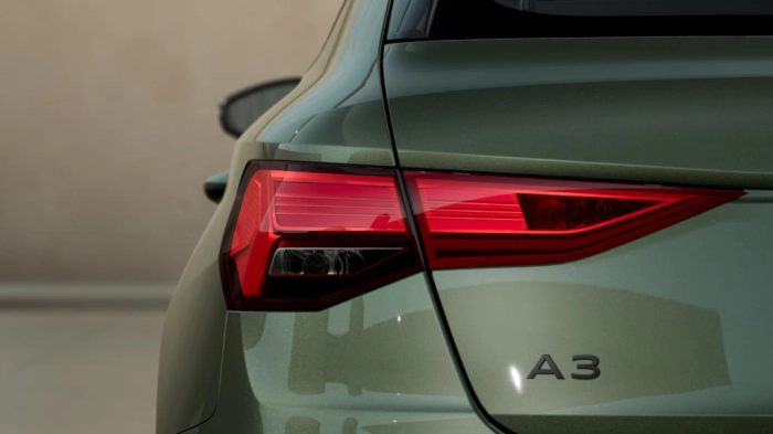 Audi A3 Sportback   Business Advanced 40 TFSI e  150 kW S tronic
