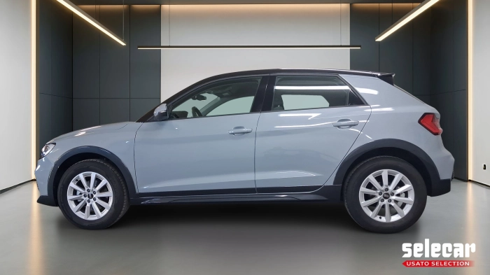 Audi A1 Allstreet  30 1.0 tfsi Business 110