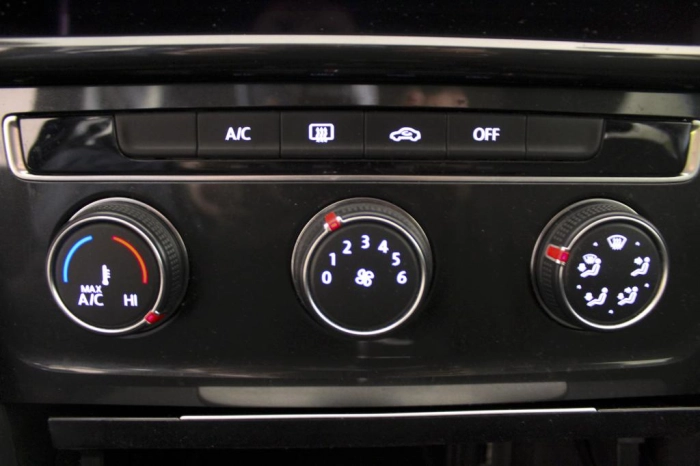 Volkswagen Golf  5p 1.6 tdi Business 115cv