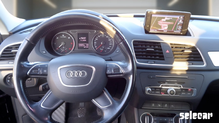 Audi Q3  2.0 tdi Business 120cv