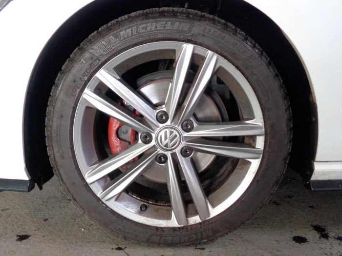 Volkswagen Golf  5p 1.6 tdi Sport 115cv dsg