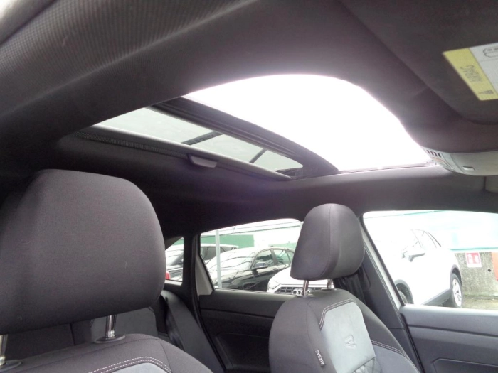 Volkswagen Taigo 1.0 tsi R-Line 110cv dsg