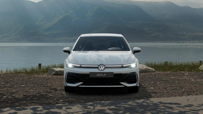 Volkswagen Golf Nuova  R-Line Plus 1.5 eTSI ACT 85 kW (115 CV) DSG