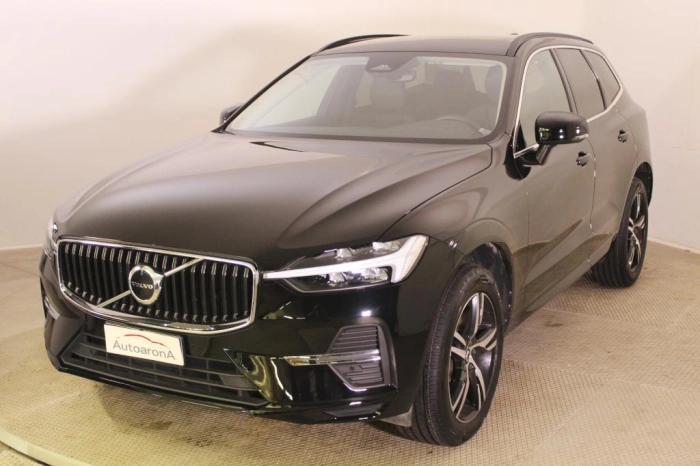 Volvo XC60  2.0 b4 Momentum Pro auto
