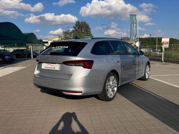 Skoda Octavia  Wagon Executive 2,0 TDI 110 kW (150 CV) 7 marce - DSG