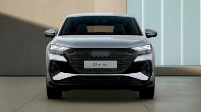 Audi Q4 Sportback   S line edition 45 e-tron  210,00 kW