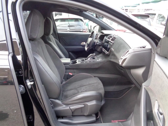 Ds 7  -  1.5 bluehdi Grand Chic 130cv a