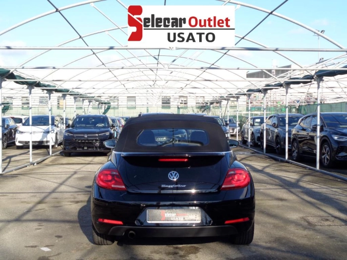 Volkswagen Maggiolino  Cabrio 1.6 tdi Design 105cv