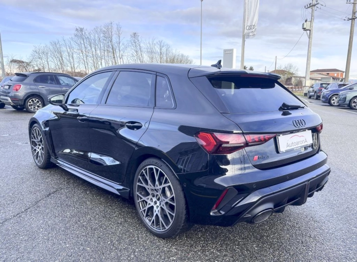 Audi RS 3   Sportback    294(400) kW(CV) S tronic