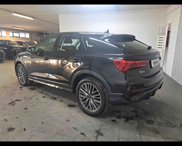 Audi Q3 Sportback  35 2.0 tdi S line edition