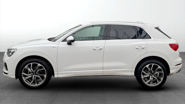 Audi Q3  35 1.5 tfsi mhev Business Advanced s-tronic