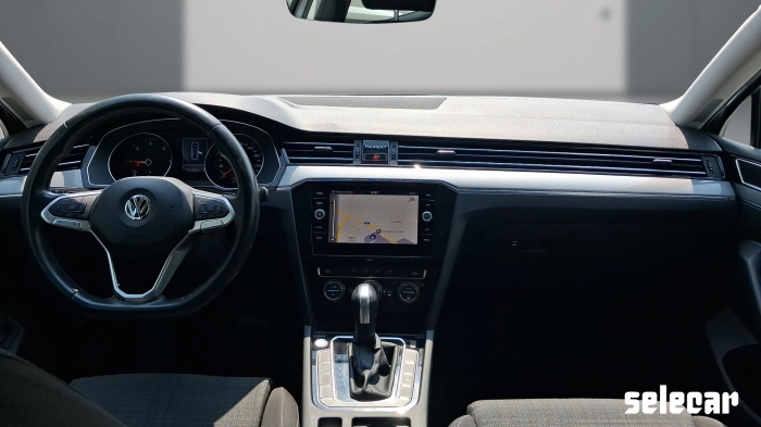 Volkswagen Passat  Variant 1.6 tdi Business 1