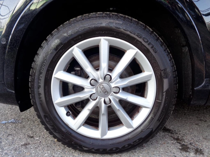 Audi Q3  2.0 tdi Business 120cv