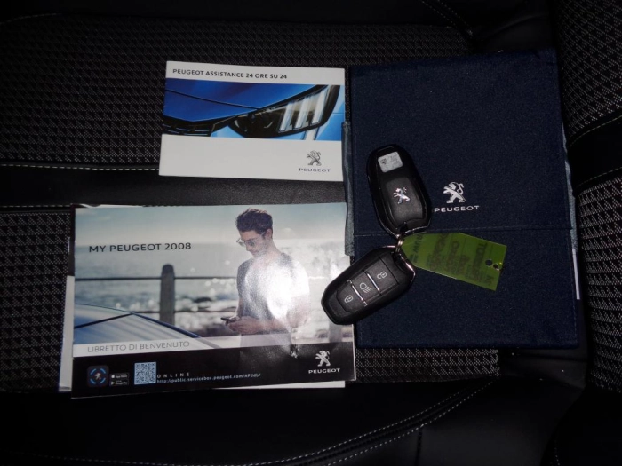 Peugeot 2008  1.2 puretech GT s&s 130cv eat8