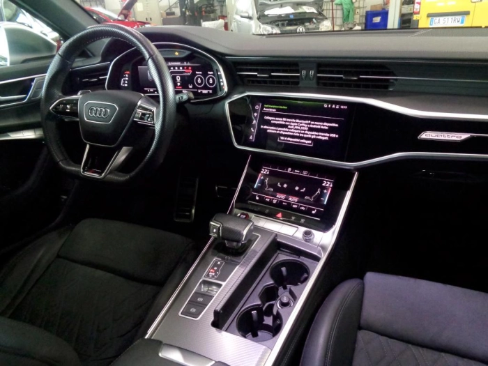 Audi A6 Avant RS6 Avant 4.0 mhev quattro tiptronic