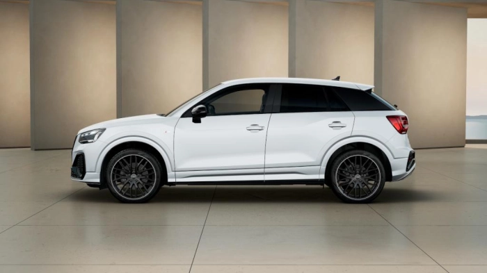 Audi Q2    Identity Black 35 TDI quattro 110(150) kW(CV) S tronic