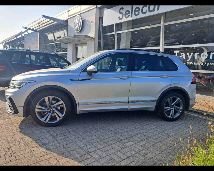 Volkswagen Tiguan  2.0 tdi R-Line 150cv dsg
