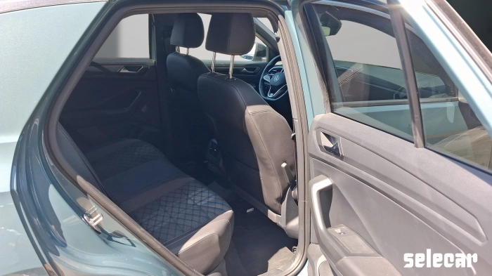 Volkswagen T-Roc  1.0 tsi R-Line 110cv