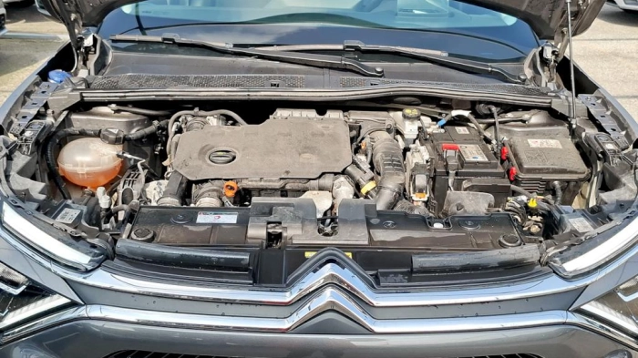 Citroen C4  1.5 bluehdi Shine s&s 130cv eat8