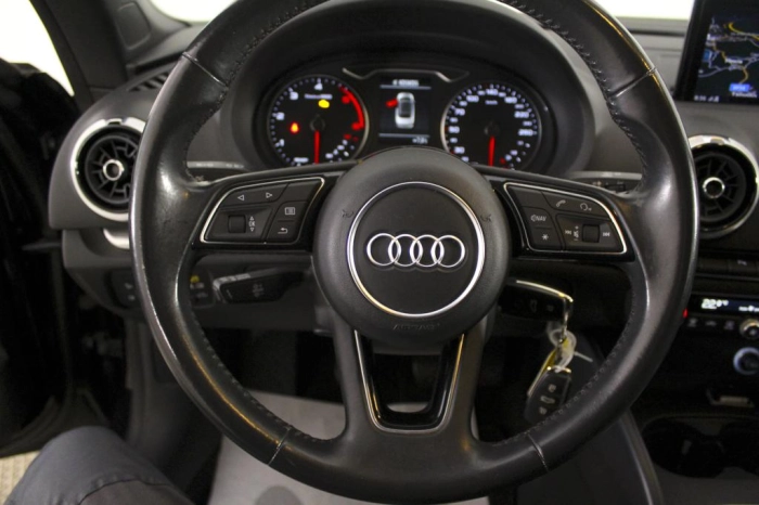 Audi A3  Cabrio 1.6 tdi Sport 116cv