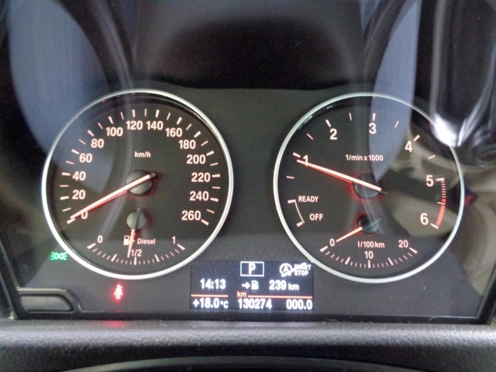 BMW Serie 218d Active Tourer Sport au