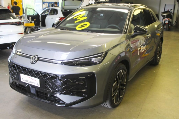 Volkswagen T-Roc Nuovo R-Line 1.5 eTSI ACT 110 kW (150 CV) DSG