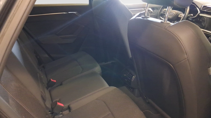 Audi Q3 Sportback  40 2.0 tdi Edition quattr