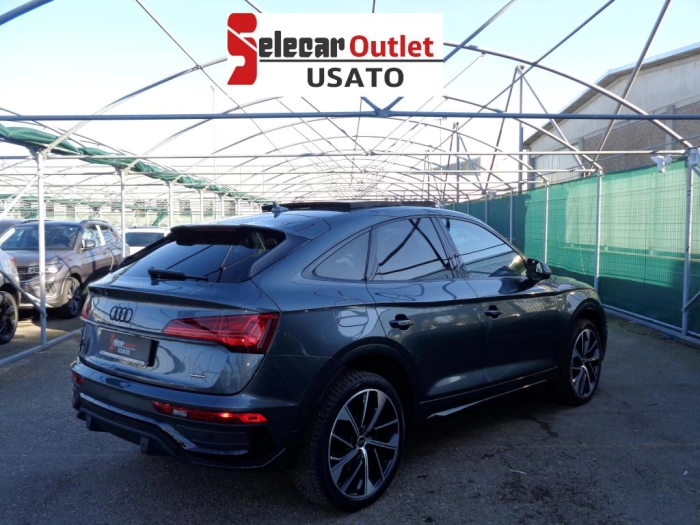 Audi Q5 Sportback  40 2.0 tdi mhev 12V S lin