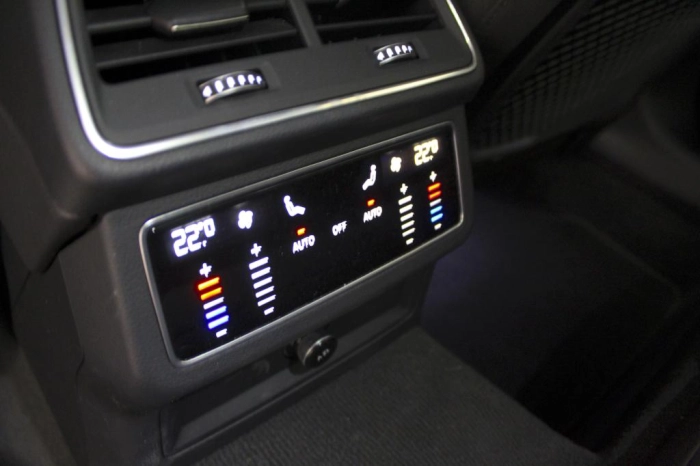 Audi A6  40 2.0 tdi mhev 12V S line edition quattro s-tronic