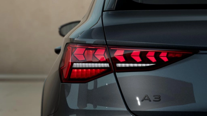 Audi A3 Allstreet   Identity Contrast TDI  110 kW S tronic