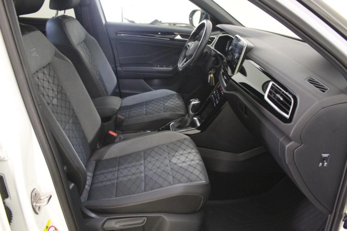 Volkswagen T-Roc  2022 -  1.5 tsi R-Line dsg