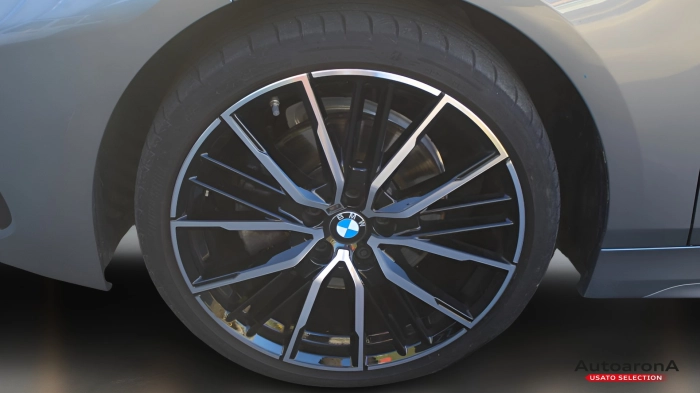 BMW Serie 116d Msport Exterior auto