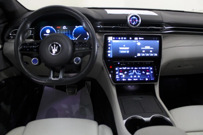 Maserati Grecale 2.0 mhev Modena 330cv auto