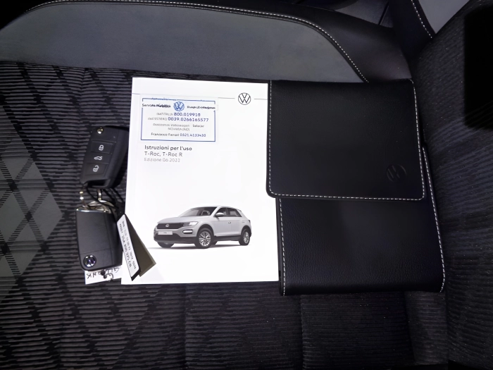 Volkswagen T-Roc  2022 -  2.0 tdi R-Line 115cv