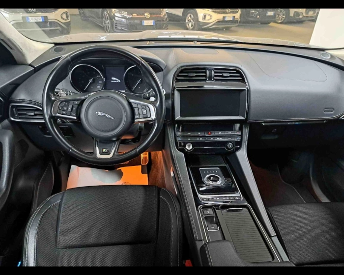 Jaguar F-Pace  2.0d i4 R-Sport awd 180cv auto my19