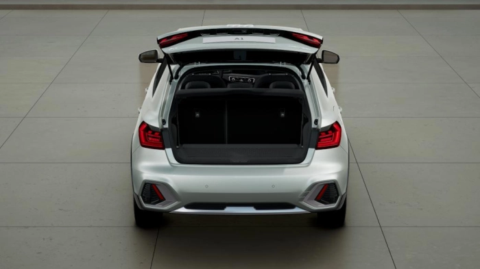 Audi A1 Allstreet   Business 30 TFSI  85(116) kW(CV) 6-marce