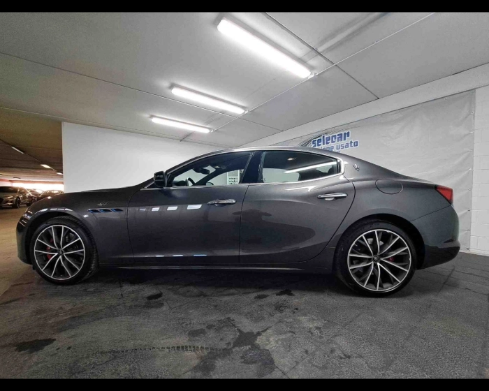 Maserati Ghibli  2.0 mhev GT 330cv rwd auto