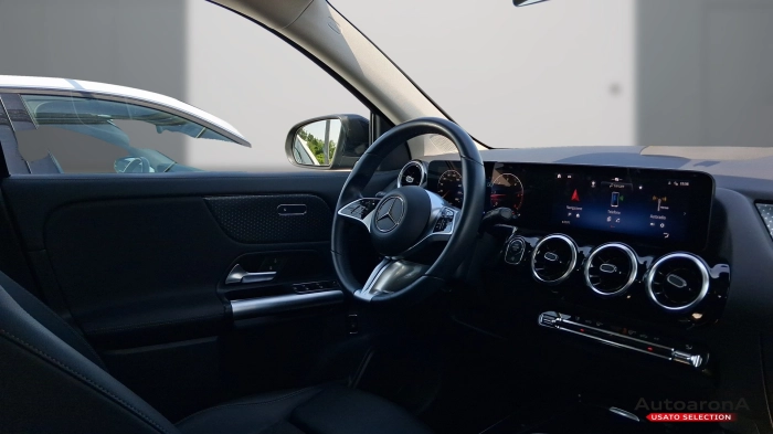 Mercedes-Benz GLA  180 d Progressive Advanced Plus auto