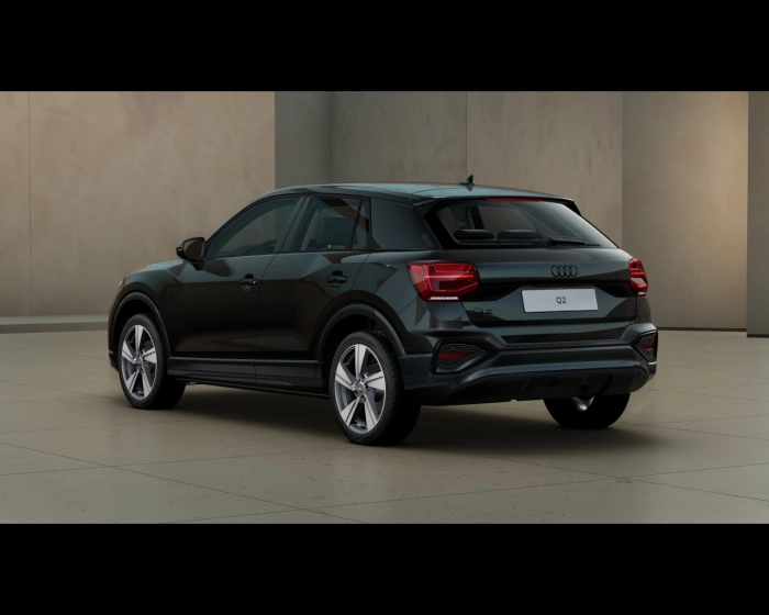 Audi Q2    Business Advanced 35 TFSI  110(150) kW(CV) S tronic