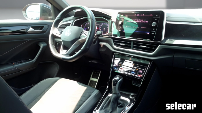 Volkswagen T-Roc  2022 -  1.5 tsi R-Line dsg