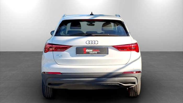 Audi Q3  35 1.5 tfsi mhev Business s-tronic