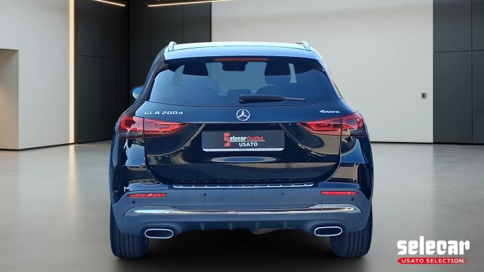 Mercedes-Benz GLA-H247 GLA 200 d Sport 4matic auto