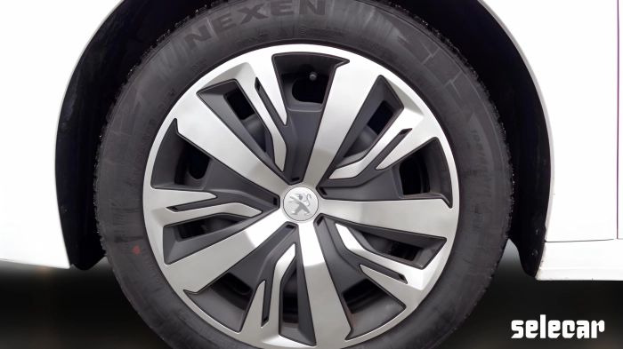Peugeot 208  1.2 puretech Active Pack s&s 75cv