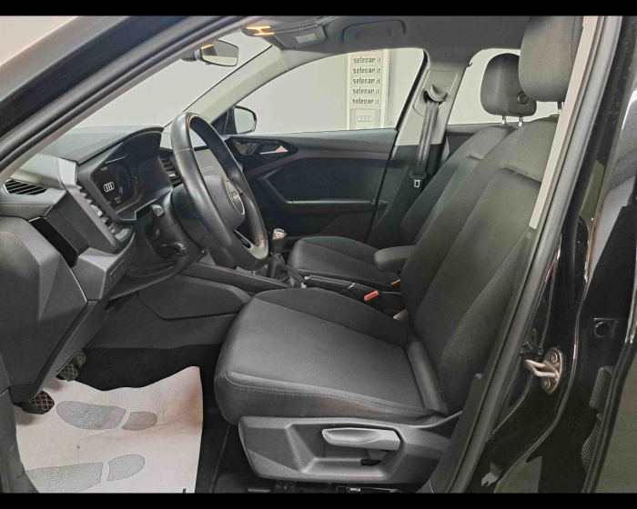 Audi A1 Sportback  25 1.0 tfsi Admired Adva