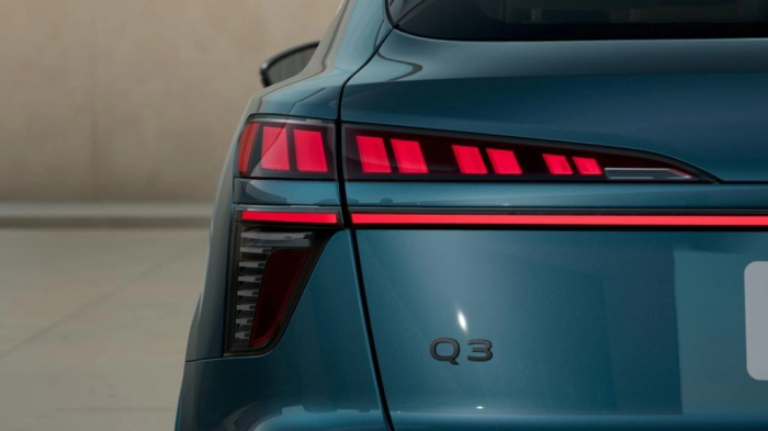 Audi Q3 Sportback   Business Advanced e-hybrid  200 kW S tronic
