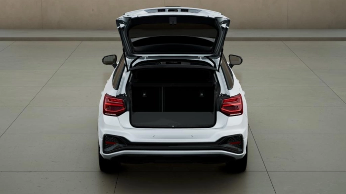 Audi Q2    Identity Black 35 TDI quattro 110(150) kW(CV) S tronic